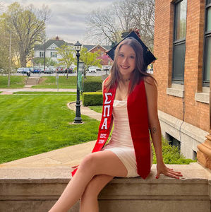 Meet your Posher, Emma